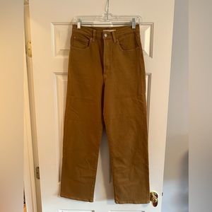 Levi’s Ribcage Straight Jeans (27) New, never worn.